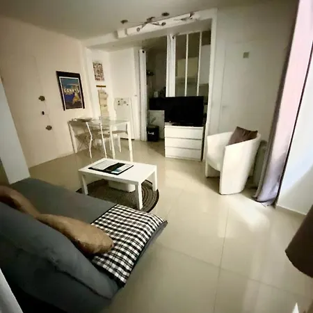 Apartment 2 Chambres - Suquet, Terrasse Et Parking Cannes